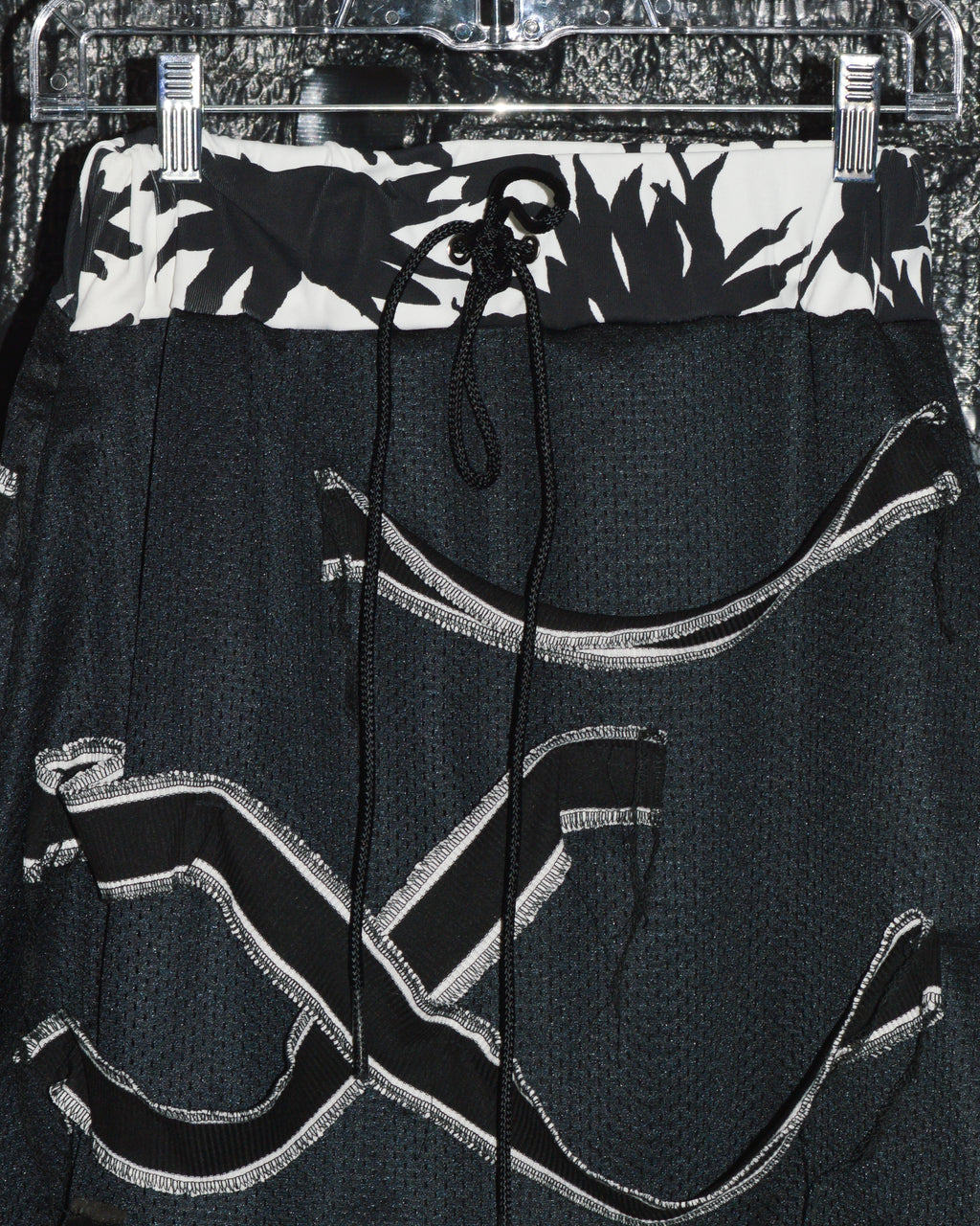 [Sample Sale] Shred Skirt - Black