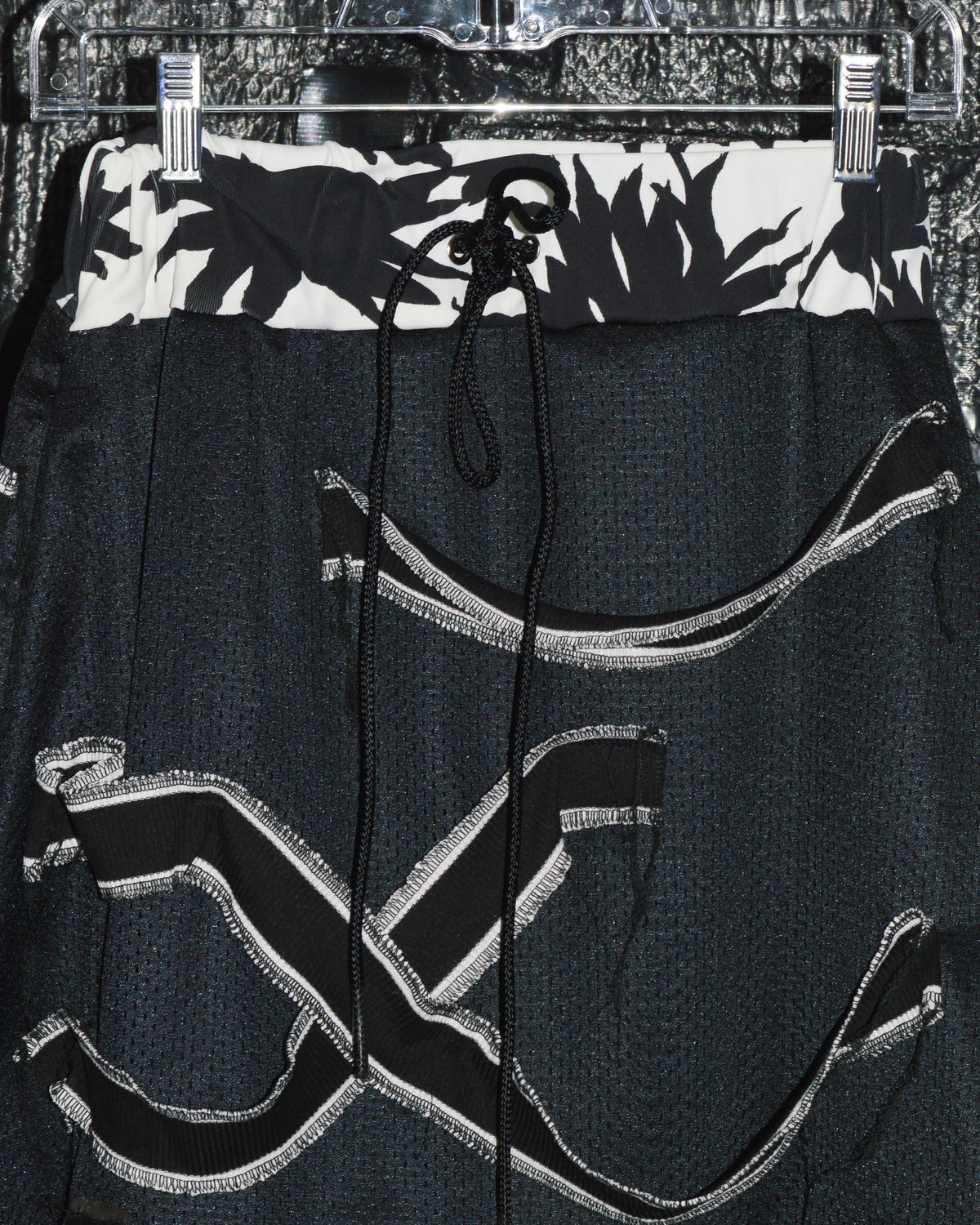 [Sample Sale] Shred Skirt - Black